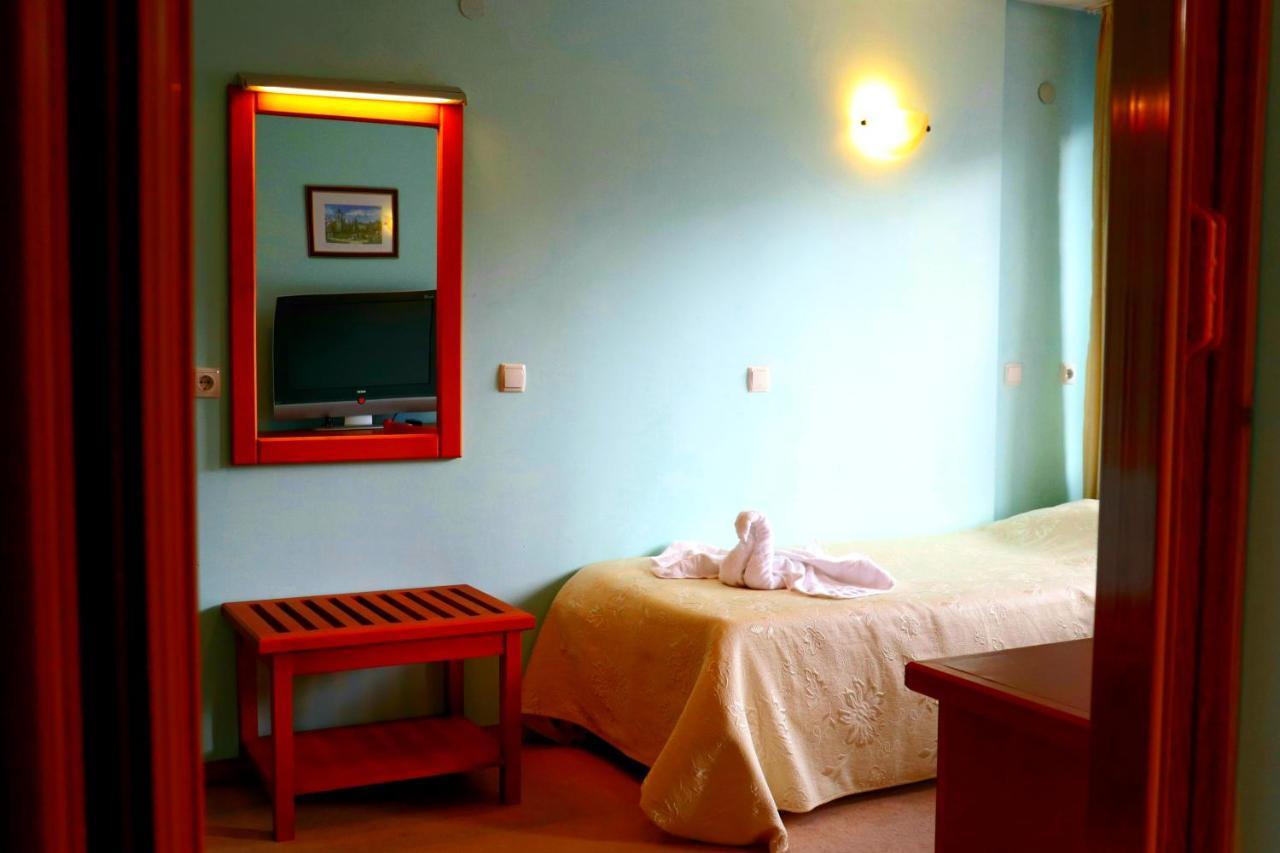 Family Hotel Nadine Bansko Eksteriør billede