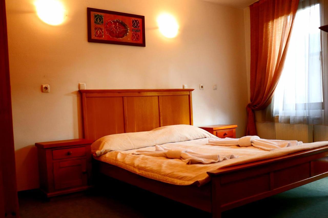 Family Hotel Nadine Bansko Eksteriør billede